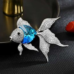 Pins Brooches SUYU Autumn New Womens Light Luxury Blue Zircon Brooch Shiny Dress Brooch Selection Pin L240323