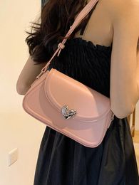 Shoulder Bags Metal Loving Heart Buckle Bag For Women Fashion Handbags Silver Color French Small Purse Designer Underarm Phone