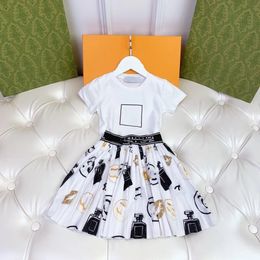 Baby Kinder Kleidung Designer Jungen Hemd Sets Mädchen Kariertes Kapuzenkleid Mode Kleidung Anzüge Kinder Sommer Kurzarm Anzug