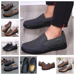 GAI comfortable Men Shoe Black Shoes Round Toe party Outdoor banquets Classic suits Men Business heel designers Shoes sizes EUR 38-50 soft