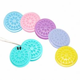 100pcs False Eyeles Glue Adhesive Trays Colored Plastic Circular Glue Pallet Pads Eyel Extensi Glue Holder Beauty Tools W0ut#