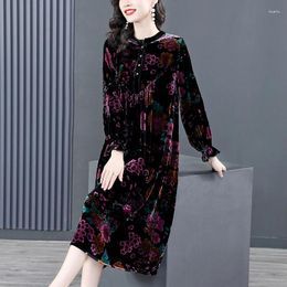 Casual Dresses Blue Green Velvet Long Sleeve Dress 2024 Autumn Vintage Elegant Maxi For Women Party Red Korean Fashion Clothing Evening