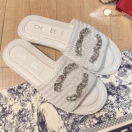 Designer Paris Ladies White Summer Beach Luxury Rhinestone embellished Sandals Ladies Fashion Casual Flat slippers High quality classic luxury letter flip-flops