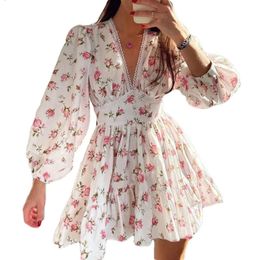 Vintage Women Summer Long Sleeve Dress For Floral Print Ruffles V Neck High Waist ALine Mini Cocktail Vestidos 240312