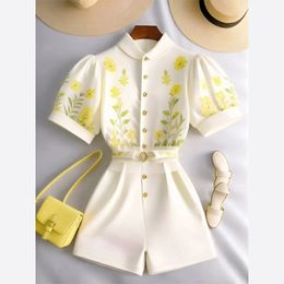 Short Tailored Trousers Retro Printed Sleeved Shirt Puff Sleeve Blouse Korean Tops 2 Piece Sets White s Suits 240228