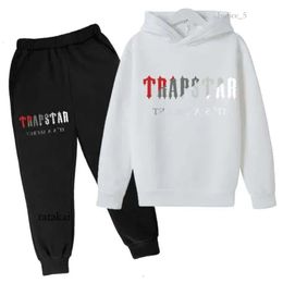 Designer Trapstar Tracksuit Baby Clothes Set Toddler Trapstar Jacket Loose Hooded Kid 2 Pieces Sets Boys Girls Youth Children Hoodies Trapstar Coat 880