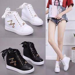 Womens Sneakers with Platform Wedge Heels Shoes for Woman Leather Casual White High Top Sneaker Lady Vulcanized 240313