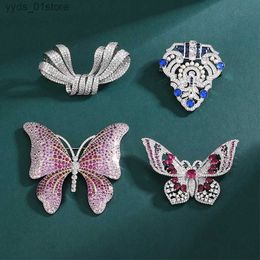 Pins Brooches SUYU Winter New Womens Designer Bow Luxury Brooch Fashion Clothing Accessories Sweater Accessories Pin Gifts Brooch L240323