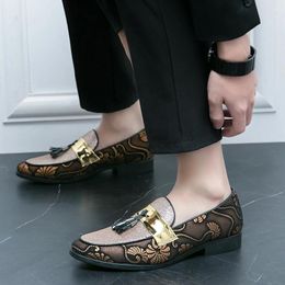 Casual Shoes Mens Spring Tassel Pointed Shoe Golden Nightclub Loafers Slip-on Lightweight Zapatos De Hombre