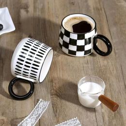 Mugs Factory Price Black And White Colour Dinnerware Ceramic Coffee Cup Design Mug With Handle