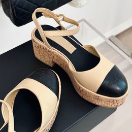 24ss Womens Chunky Platform Heels 7cm Sandals Designer Lambskin Wood Grain Slides Adjustable Buckle Mules Classic Slingbacks Dress Shoe Rubber Sole Casual Shoe