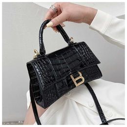 32% OFF Designer bag 2024 Handbags Spring/Summer Single Shoulder Crossbody Handheld Womens Fashionable Korean Mini Square Womens Fragrant Style