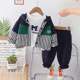 Clothing Sets Spring Children's Fashion And Leisure Three-piece Hooded Coat Letter Lined Sweatpants Boy Suit