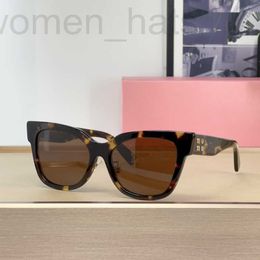 Sunglasses designer sunglasses for women mui luxury glasses Euro american trend elegance Its feminine high quality cat eye square shades CIII