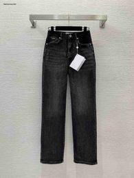 Jeans di marca Donna Pantaloni firmati Jean Moda LOGO denim Pantaloni donna pantaloni denim Taglia S Circonferenza vita 66 cm Mar 25