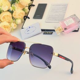 Fashion Designer Sunglasses Women Men Protection Fashion Sunglass Letter Casual Retro Eyeglasses Frame With Box high quality