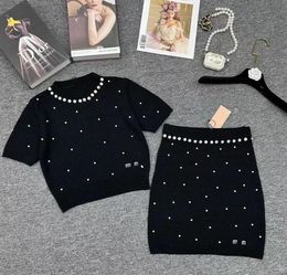 Designer Women's Tracksuits Spring/Summer New Style Nail Diamond Fashion Knitted Short sleeved and Half Skirt 2-piece Set