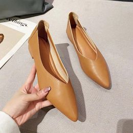 Casual Shoes Women's Flat Soft Leather Point Toe Slip On
