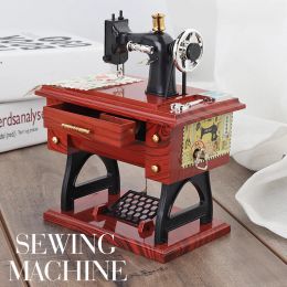 Boxes Mini Nostalgic Music Box Retro Clockwork Mechanical Sewing Machine Design Music Box Vintage Birthday Gift Home Desktop Ornament