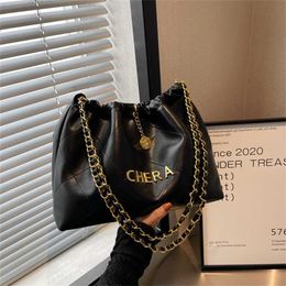 24% OFF Designer bag 2024 Handbags Womens Autumn/Winter Xiaoxiang Style Zituote Personalized Versatile Heavy Industry Chain Decoration