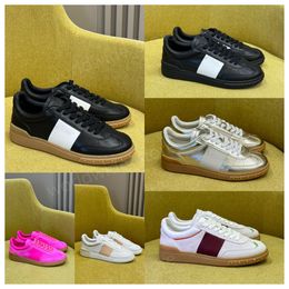 2024 Casual Shoes for Men Women Designer Trainers Cloud White Core Black Bonners Collegiate Green Gum Outdoor Flat Sports Sneakers 36-45