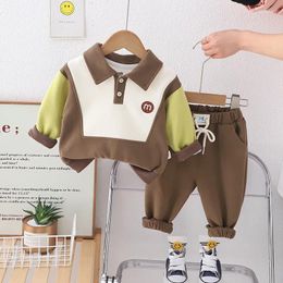 Clothing Sets 2PCS Baby Boy Clothes Set 2024 Spring Casual Patchwork Letter Turn-down Collar T-shirts And Pants Childrens Suit Kids Outfits
