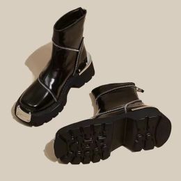 Boots Spring 2024 New Women Platform Shoes Mid Heels Brand Chelsea Boots Designer Gladiator Ankle Boots Pumps Punk Motorcycle Botas