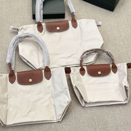 Nylon Totw Shopping Bag Classic Handbags Zipper Closure Leather Handle Large Capacity Pockets Women Shoulder Bags Three Size