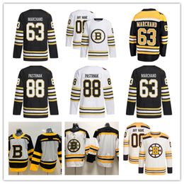 보스턴 커스텀 브루 인 하키 유니폼 63 브래드 3 월 88 David Pastrnak 1 Jeremy Swayman Charlie McAvoy Charlie Coyle Trent Frederic Patrice Bergeron Morgan Geekie