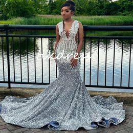 Bling Diamond Crystal Prom Dresses For Black Girls Luxury Mermaid Sequin Evening Dress 2024 O Neck Zipper Sparkly Formal Dress For Birthday Party Wear Vestios Galas
