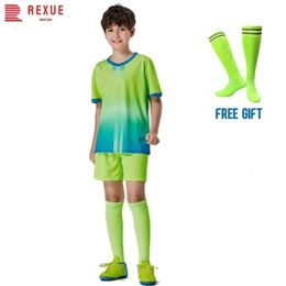 Custom Kids Soccer Jersey Set with Free Socks 23/24 High Quality Children Club Team Football Training Uniform Outfit Sportswear 240314