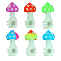 Mushroom Shape Luminous Smoking Silicone Hand Pipe Colourful Portable Glow in Dark Dry Herb Tobacco Oil Burner Pipes Cigarette Accessories Dab Oil Rigs Bong