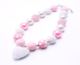 Love Heart Pendant Baby Kid Chunky Necklace PinkWhite Girl Kids Bubblegum Chunky Bead Necklace Children Jewelry9027277