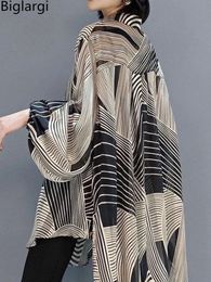Oversized Striped Chiffon Summer Shirt Women Blouse Holiday Style Ladies Casual Sunscreen Loose Large Shirts 4XL Tops 240322
