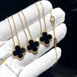 Designer Jewelry Four Leaf Clover 18K Gold Necklaces for Women Mother-of-Pearl Necklace Titanium Steel Gold-Plated Never Fade Not Allergic, Store/21621802