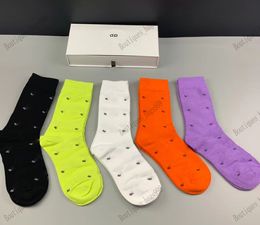 Men's and women's luxury socks, wool socks, breathable high-quality high-grade knee-high comfort socks designer.