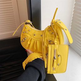 12% OFF Designer bag 2024 Handbags Baobao Womens Fashionable and High end One Shoulder Fashionable and Versatile Dumpling Crossbody Sweet and Spicy Girl Motorcycle