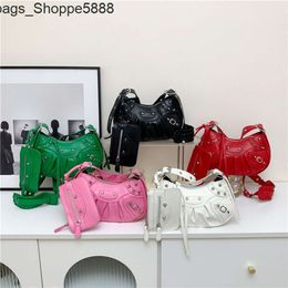 Factory Direct Store Handbag Free Shipping Popular Bag for Women New Fashionable Pleated Crescent Cross Body Single Shoulder Rivet Motorcycle