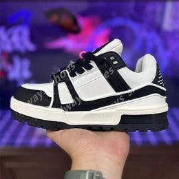 2024 New Designer Casual Shoes Men Trainer Maxi Sneaker Multicolor Inkjet Thick Sole Elevated Training Shoe Denim Pattern Rubber Canvas Leather A35