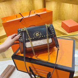 Store Wholesale Designer Bags Shoulder Bag This and Womens Handbags Are Popular 2024. Fashionable New Flower Lock Chain Small Square Stylish