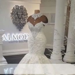 Arabic Dubai Nuovo designer Designer Mermaid Dresses Plus size Crystals Court Train Abito da sposa abiti da sposa Custom