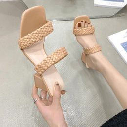 Slippers Women Braided Belt Sandals Ladies High Thick Heels Shoes Middle Heel Plus Size 43 2024 Fashion Summer