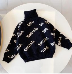 Designer Designer Marka swetra z kapturem Unisex Wysokiej jakości swetra dziecięca pullover jesienna i zimowa bluza dziecięca pielęgnacja ciepła liter