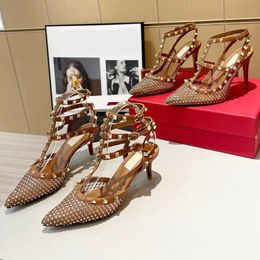 Elegante High-Heel-Sandalen mit Nieten und Strass-Dekoration, luxuriöse Designer-Schuhe aus gewebtem Mesh, lässiger Leder-Knöchelriemen mit Schnalle und Zehenverpackung, Party- und Hochzeitsschuh