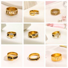 20Style Classi Fashion Designer Branded Letter Band Rings 18K Gold Plated Diamond insert Stainless Steel Love Wedding Jewellery Ring Fine Carving Finger Ring