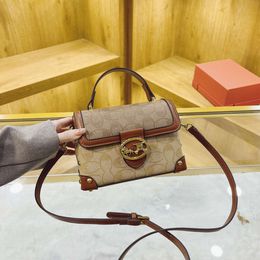 Store Wholesale Designer Bags Shoulder Bag High Quality Walnut Small Square for Womens 2024 Super Hot Handbag with Large Capacity Single Crossbody