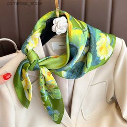 Bandanas Durag Sunscreen Kerchief Women Luxury Brand Muslim Muffler The Four Seasons Silk Scarves Fashion Beach Square Headscarf Y240325