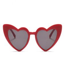 Love Heart Sunglasses for Women 2018 Fashionable Cat Eye Sunglasses Black Pink Red Heart Shape Sun Glasses for Men Uv4003988168