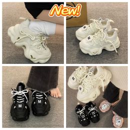Show Feet Small Early Spring New Thick Sole Casual Sports Cake Shoes GAI bigsize new fashionable bigfoot increasing small fellow atumn Thick Sole Dad Shoes 35-40
