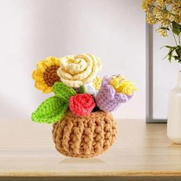 Decorative Flowers Handmade Knitted Bouquet Ornament Crochet For Wedding Valentine's Day Anniversary Desk Decorations Mother's